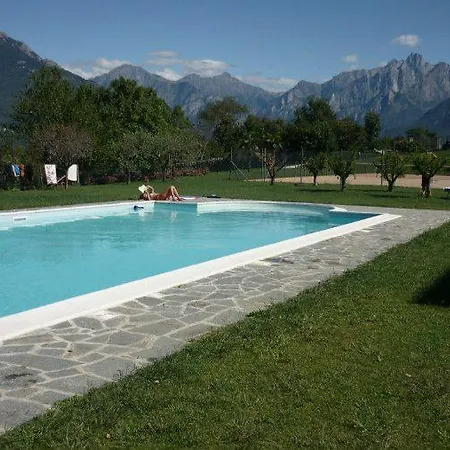 Montemezzo Apartamento Colico